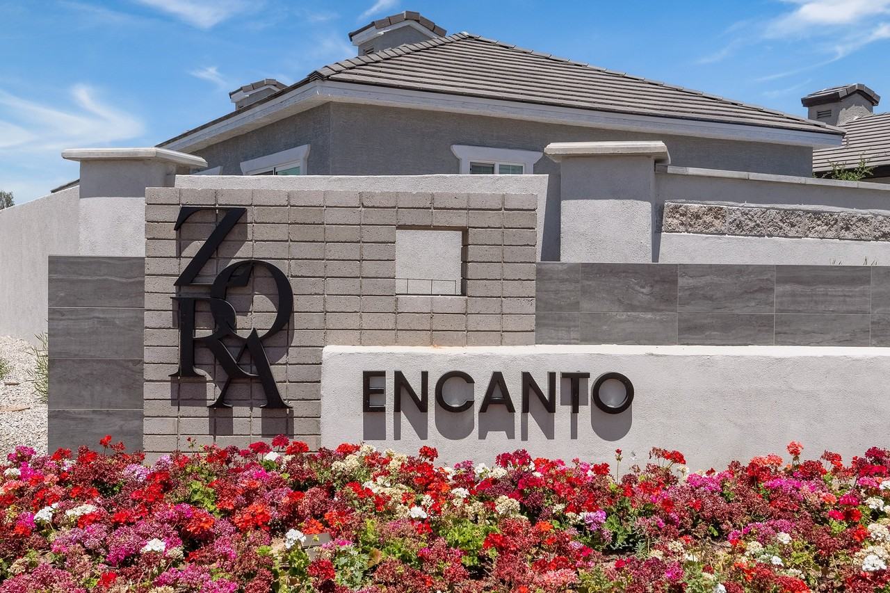 Zora Encanto - Photo 2 of 31