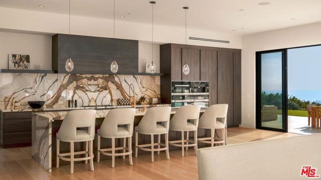 5811 Murphy Way - Photo 2 of 8