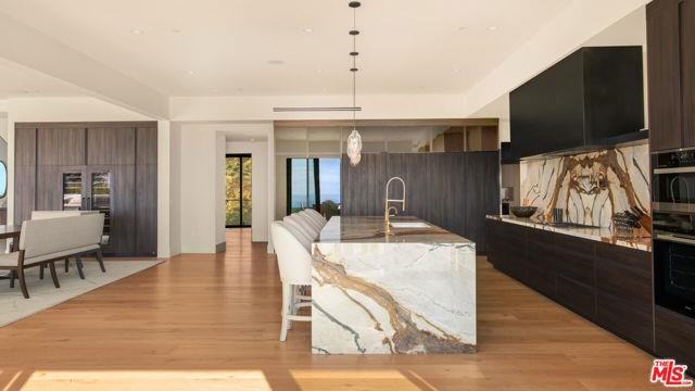 5811 Murphy Way - Photo 3 of 8