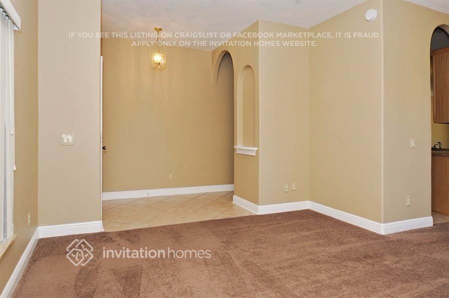 4638 Tealwood Trl - Photo 3 of 16