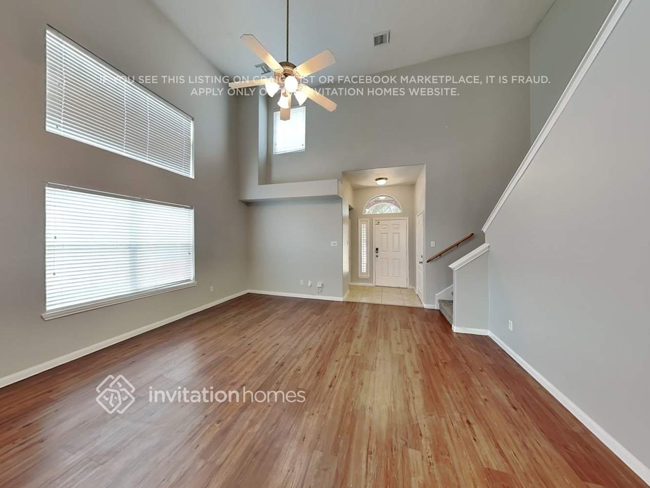 15838 Aldridge Creek Ct - Photo 4 of 20