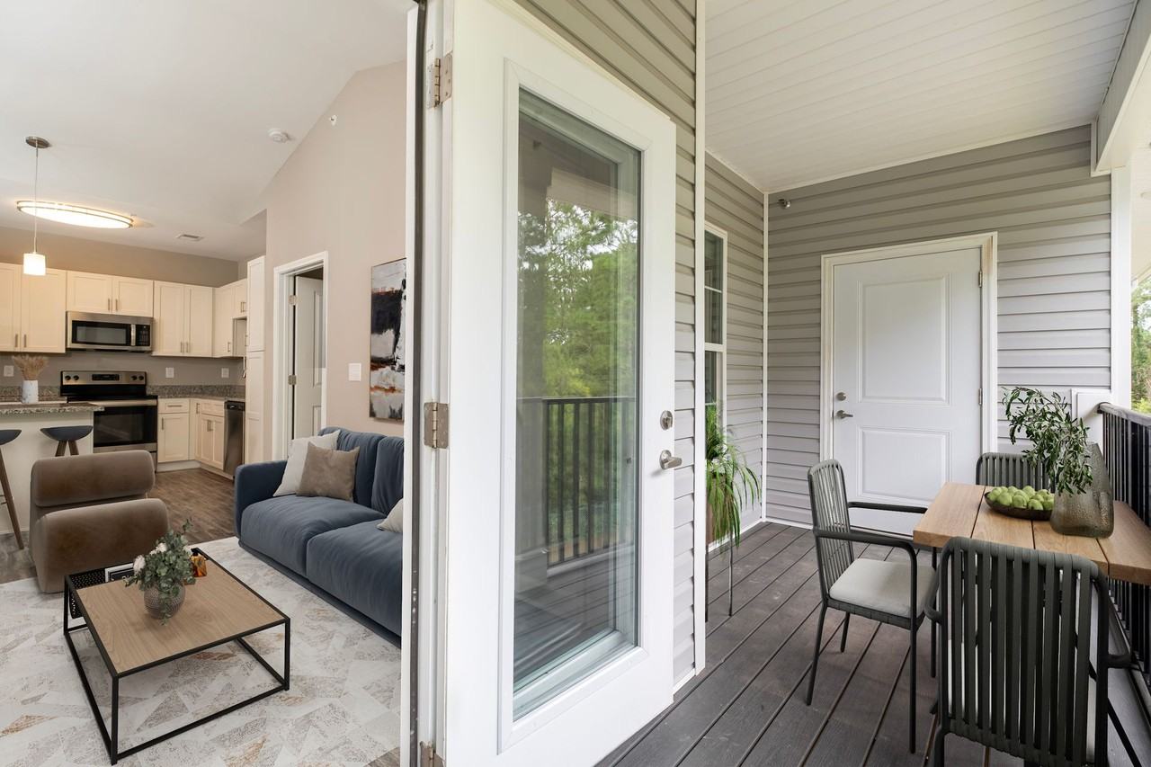 Richmond Place Luxury Apartments - Photo 7 of 50