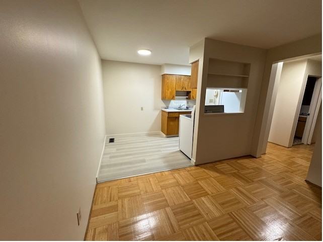 Victoria Manor (2611 Victoria Dr.) - Photo 2 of 10