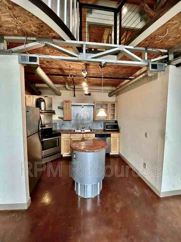 300 Summit Ridge Dr - Photo 7 of 24