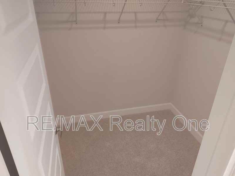 8398 N Jay Dr - Photo 7 of 18