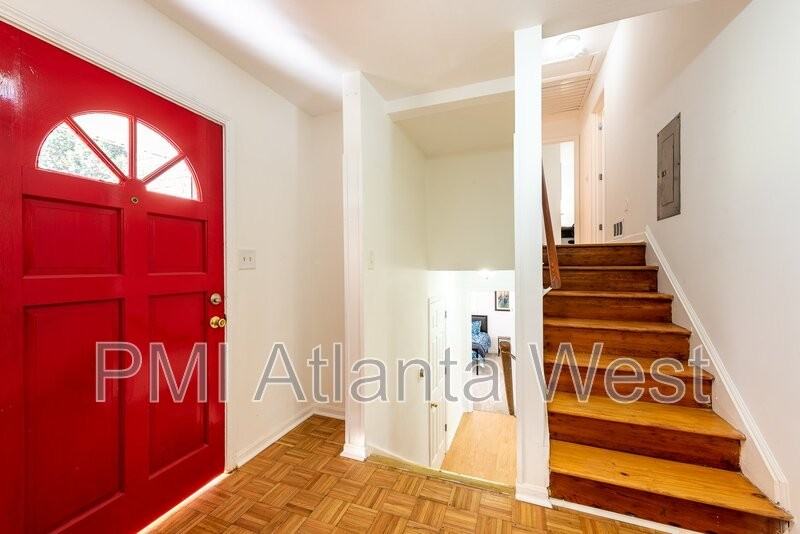 2839 Scenic Ter - Photo 4 of 16