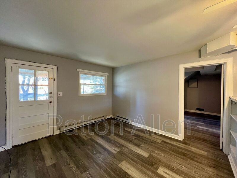 4 Avon Rd #4B - Photo 2 of 17