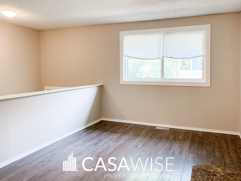 9505 99 Ave - Photo 2 of 14