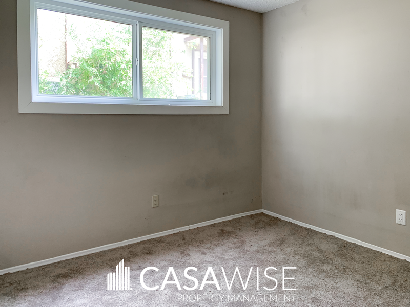 9505 99 Ave - Photo 7 of 14