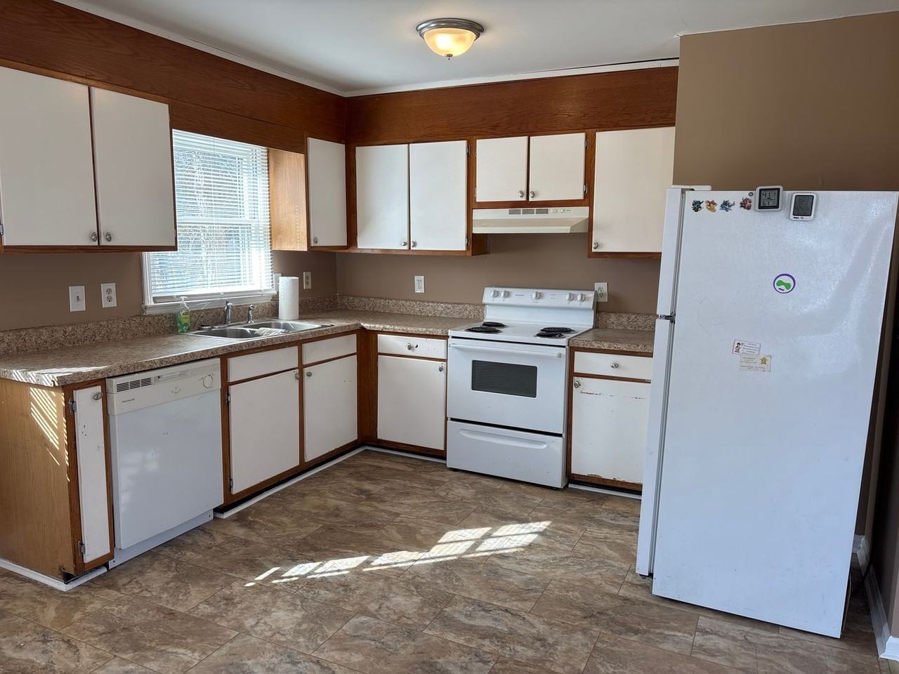 423 Boyd St - Photo 5 of 13