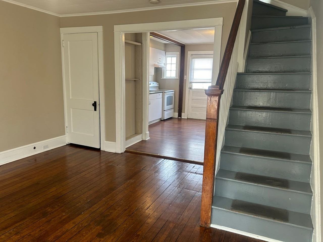 615 George St - Photo 3 of 23