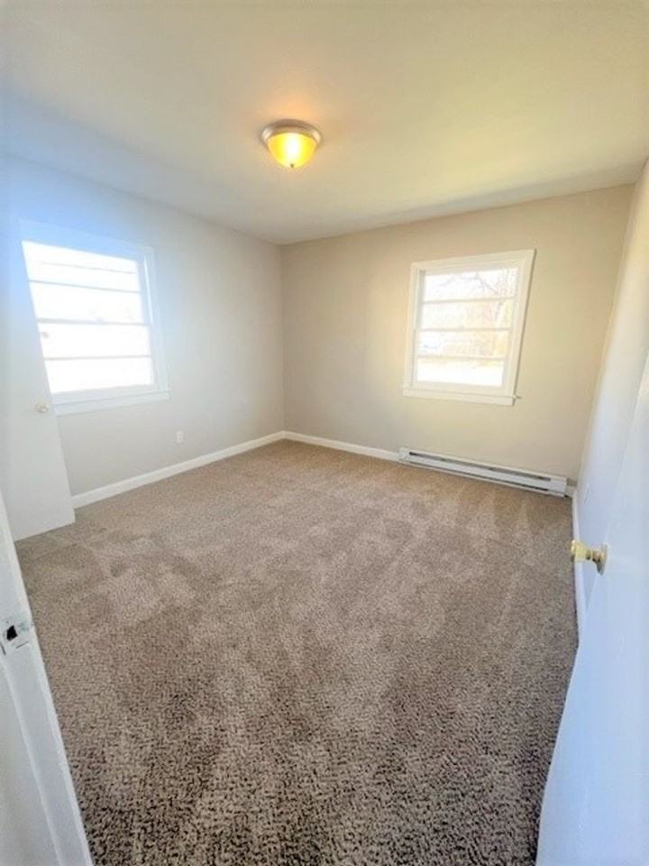 3704 Yanceyville St #B - Photo 3 of 6