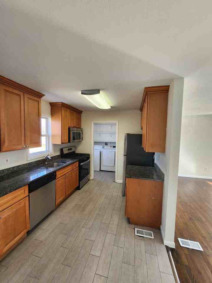 53 Pheasant Dr - Photo 2 of 9