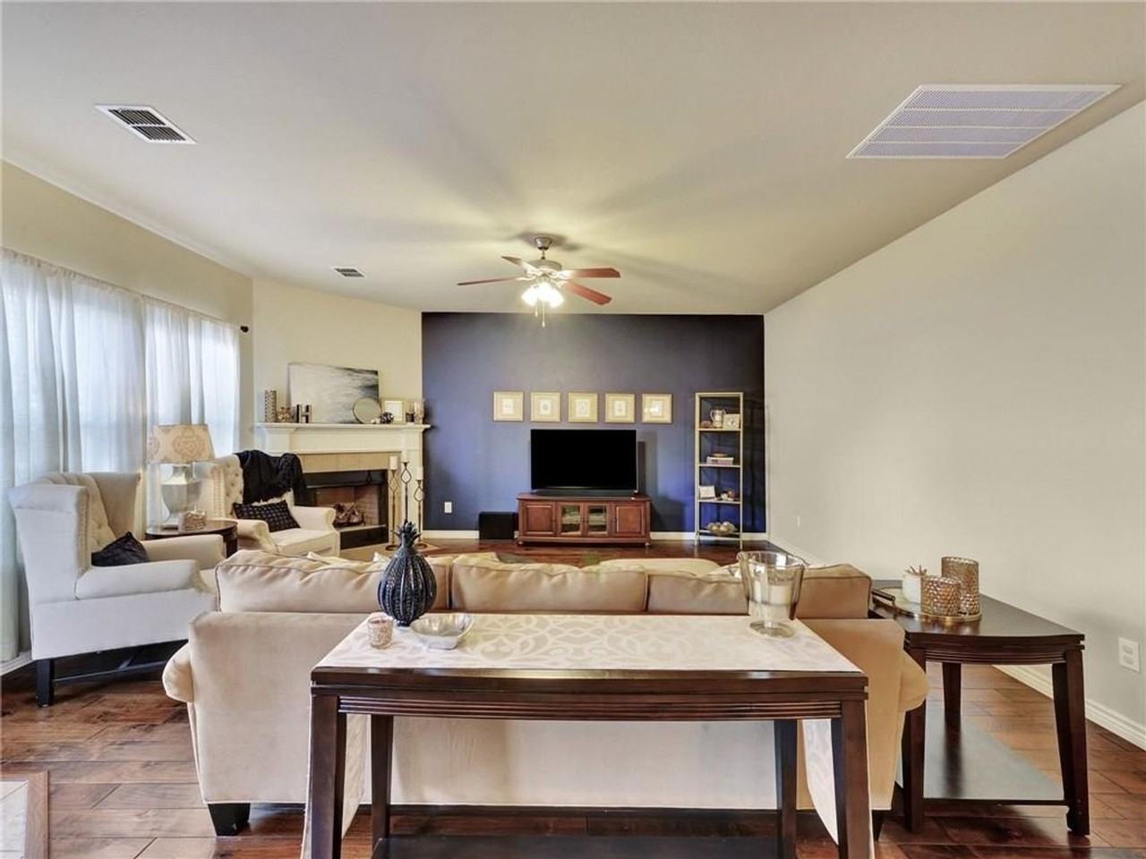 3809 Whisper Hollow Way - Photo 4 of 25