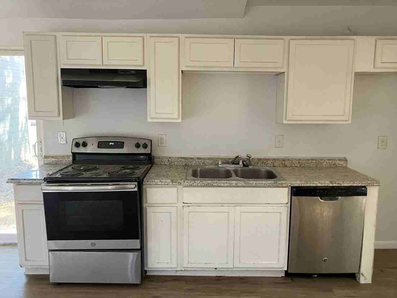 2003 Johnson St - Photo 5 of 12