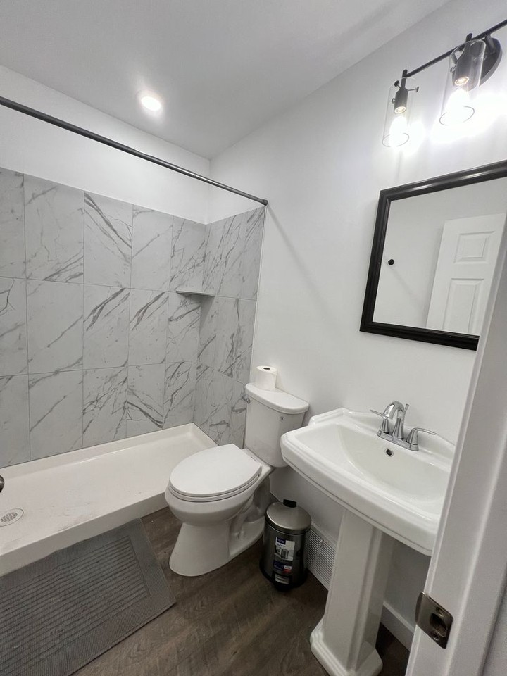 3727 Wallace St - Photo 7 of 12