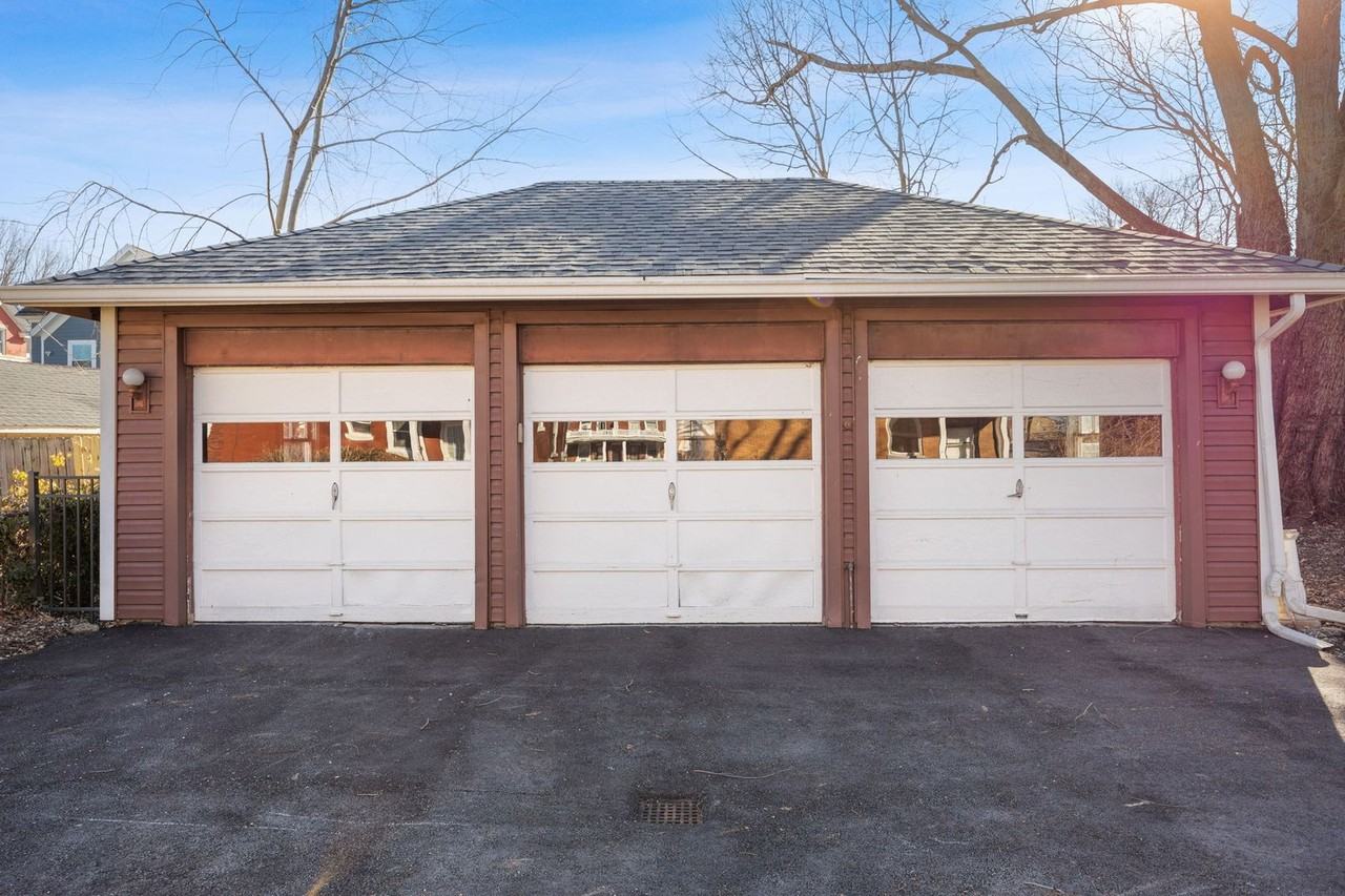 2123 Cameron Avenue - Photo 4 of 22