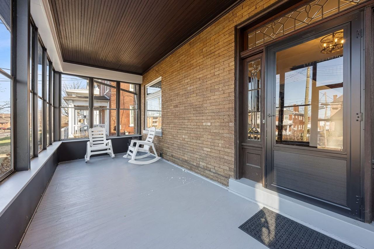 2123 Cameron Avenue - Photo 6 of 22