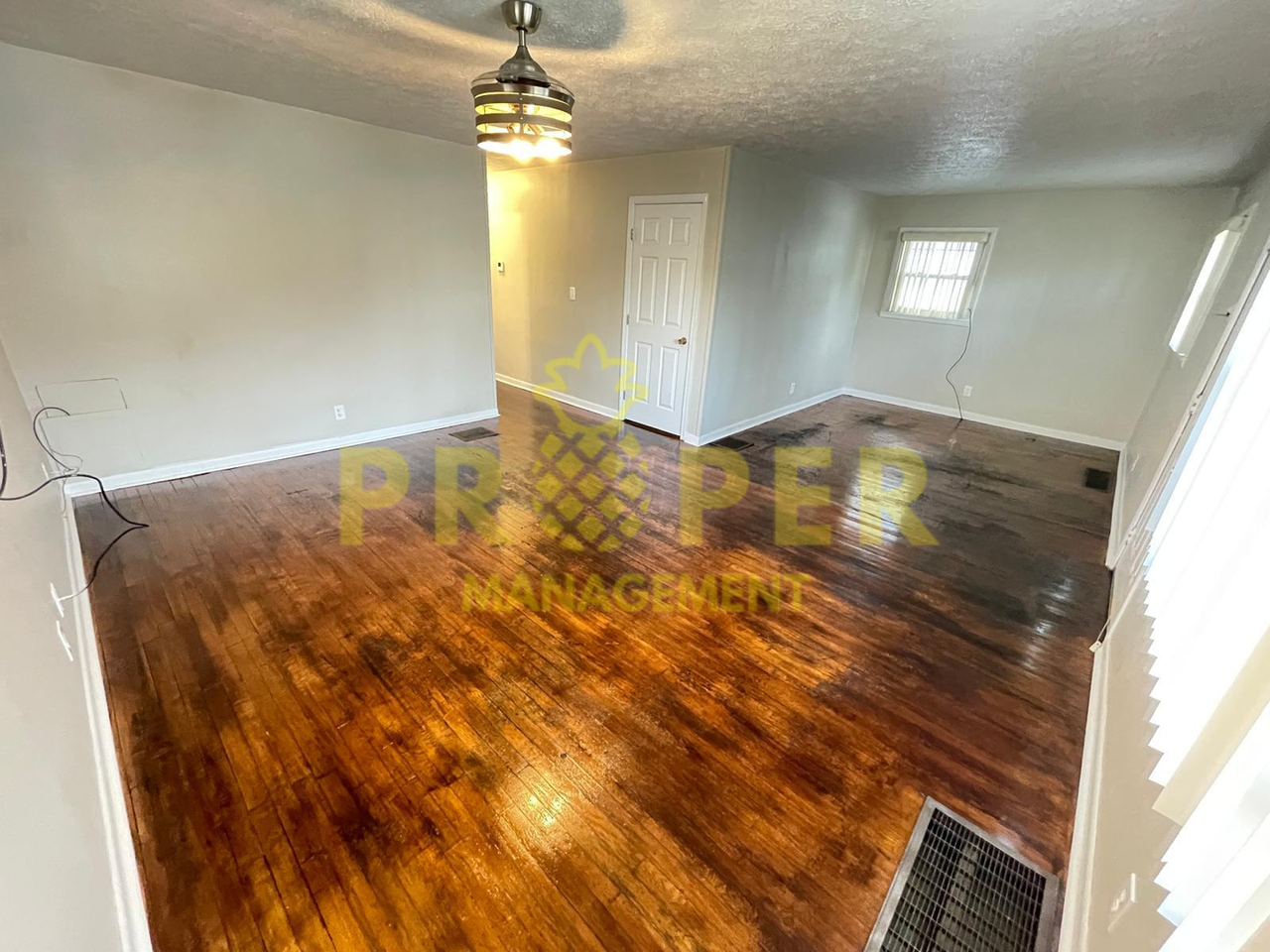 652 Dennison Ave - Photo 3 of 12