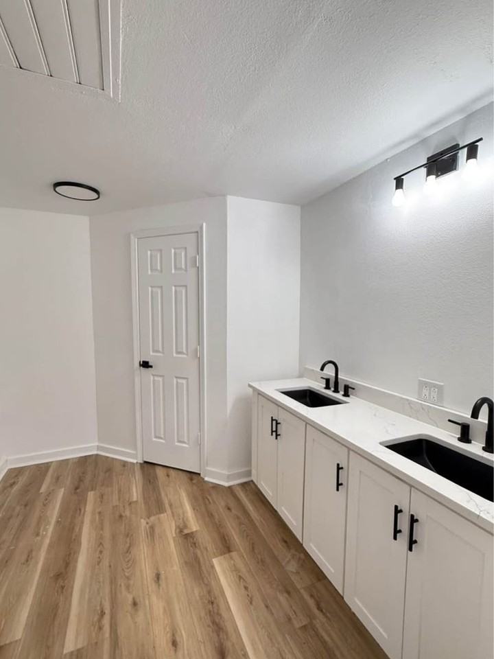 1806 Melba Cir - Photo 7 of 8