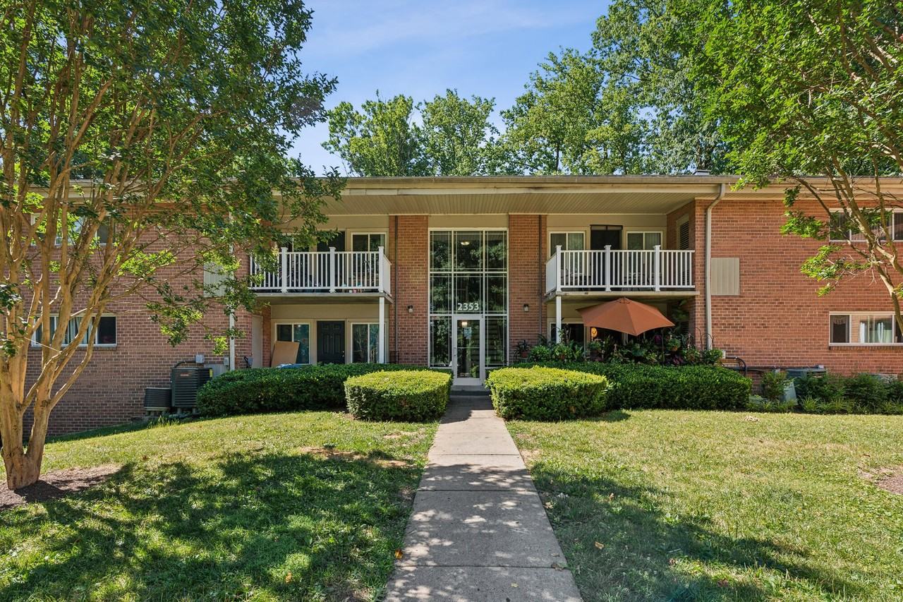 Glenmont Forest - Photo 2 of 35