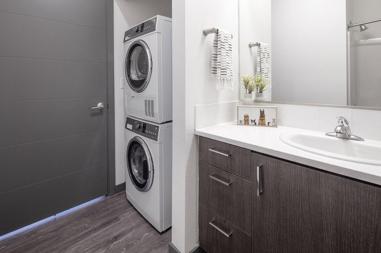 Parallax - Photo 4 of 15