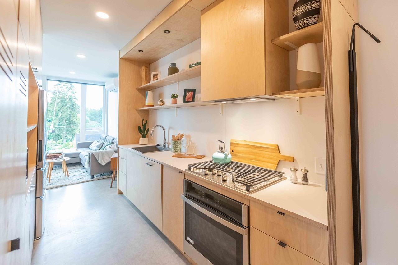 Artisan - Photo 7 of 10