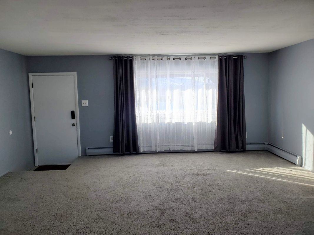1258 Penarth St - Photo 2 of 17