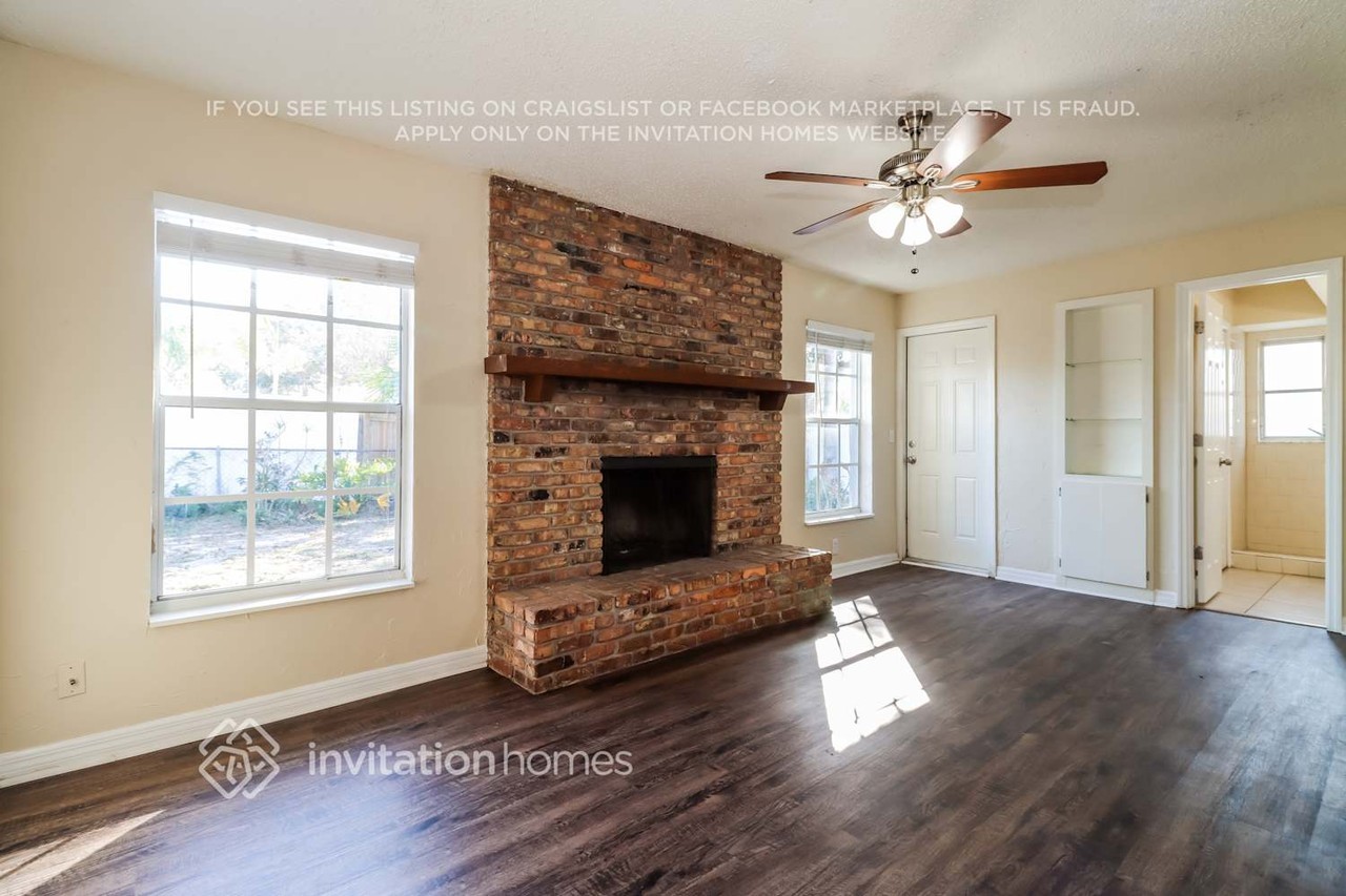 955 Grovewood Dr - Photo 6 of 16