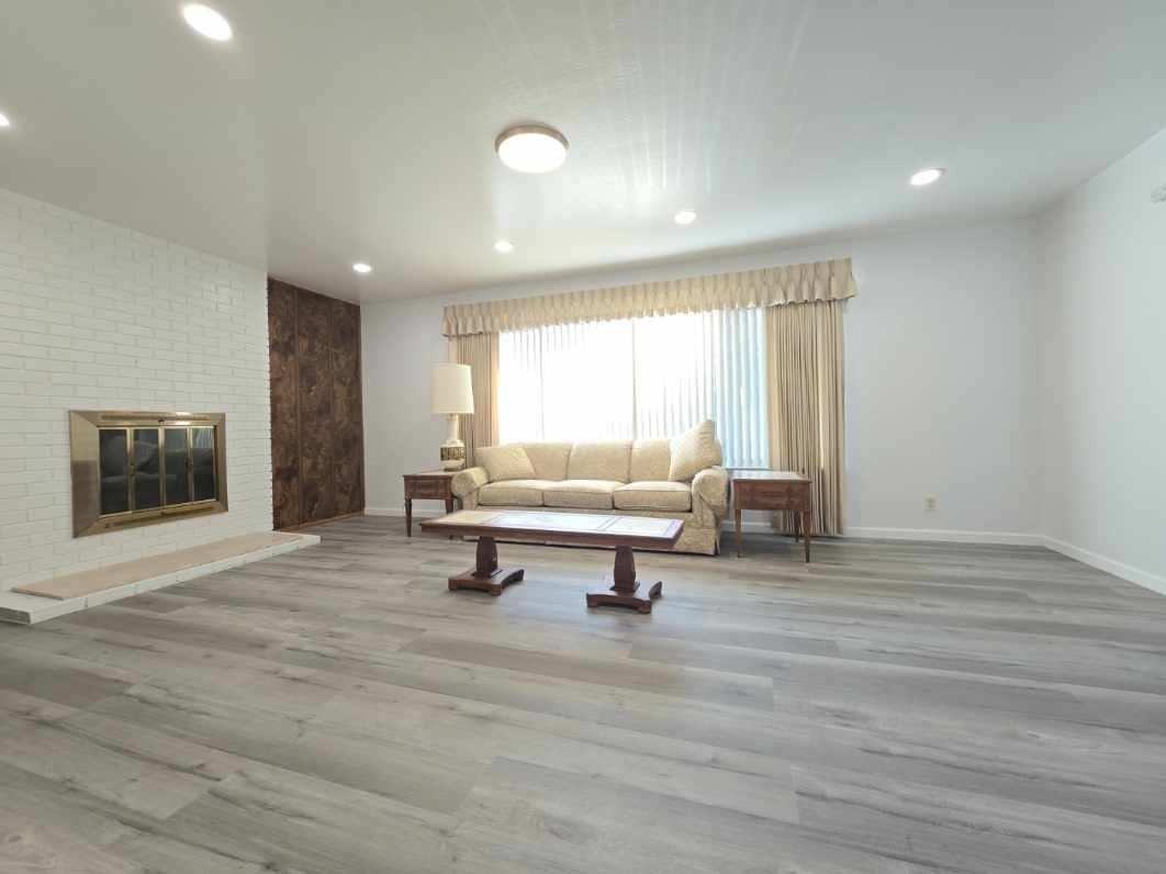 2424 Oakmont Dr #NA - Photo 2 of 21