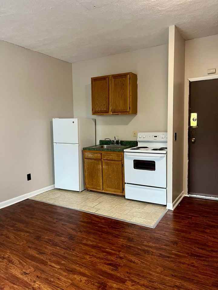 3408 Parkview Avenue Apartments - Photo 7 of 50