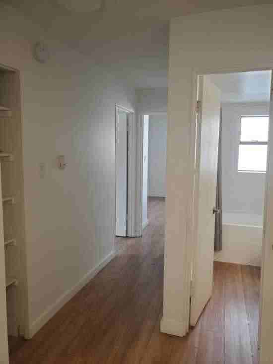 1529 C8 1529 Boundary Crescent #C8 - Photo 5 of 12