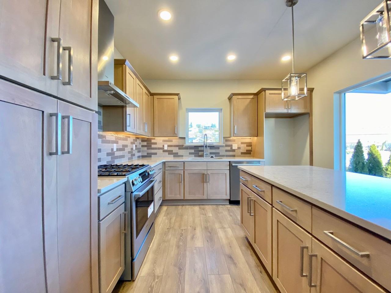 4402 Tayhill Way - Photo 5 of 43