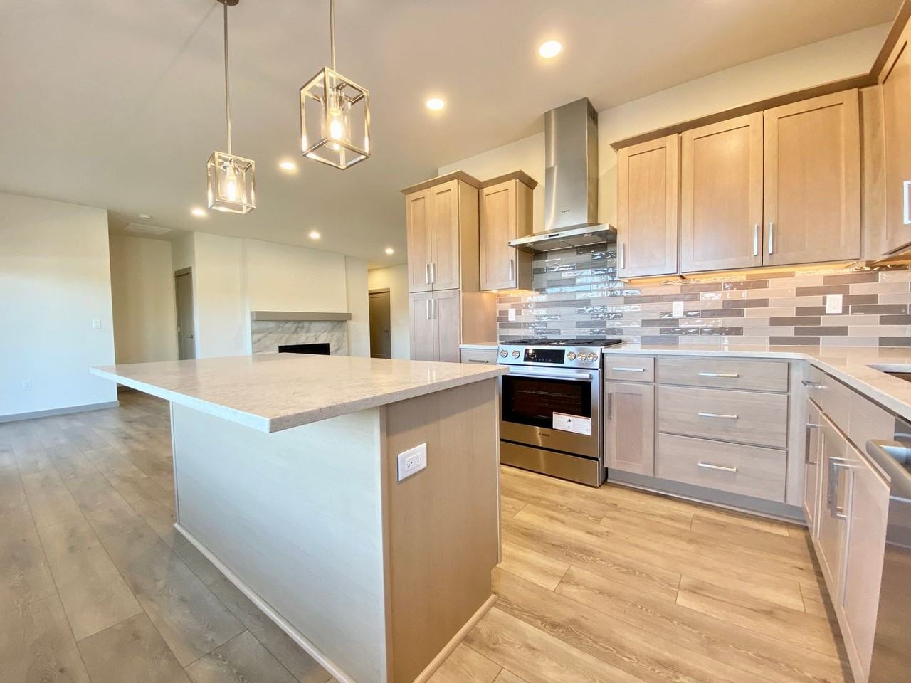 4402 Tayhill Way - Photo 7 of 43
