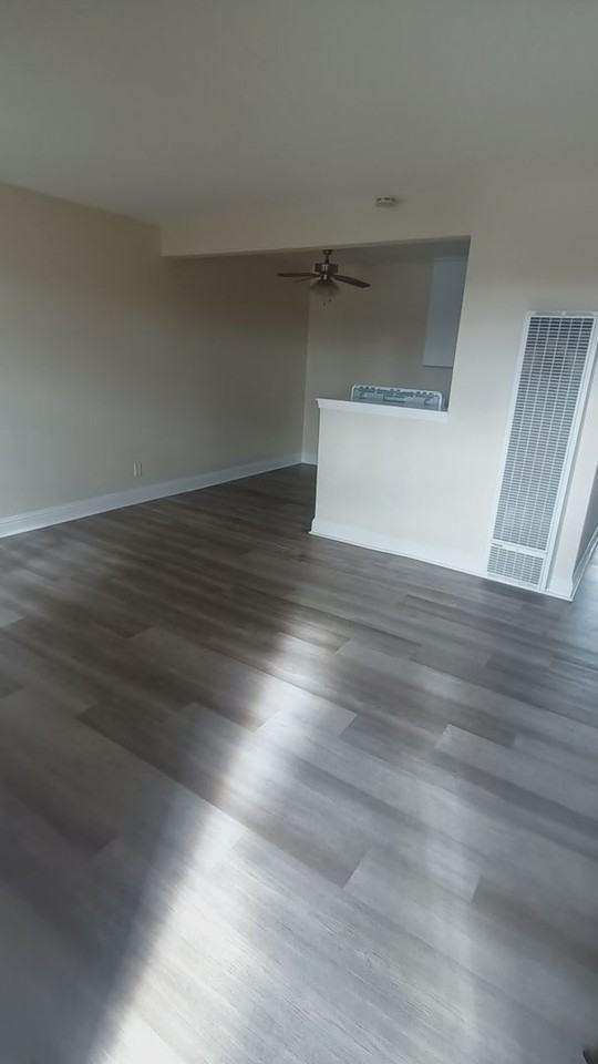 2511 Edison Ave - Photo 6 of 17