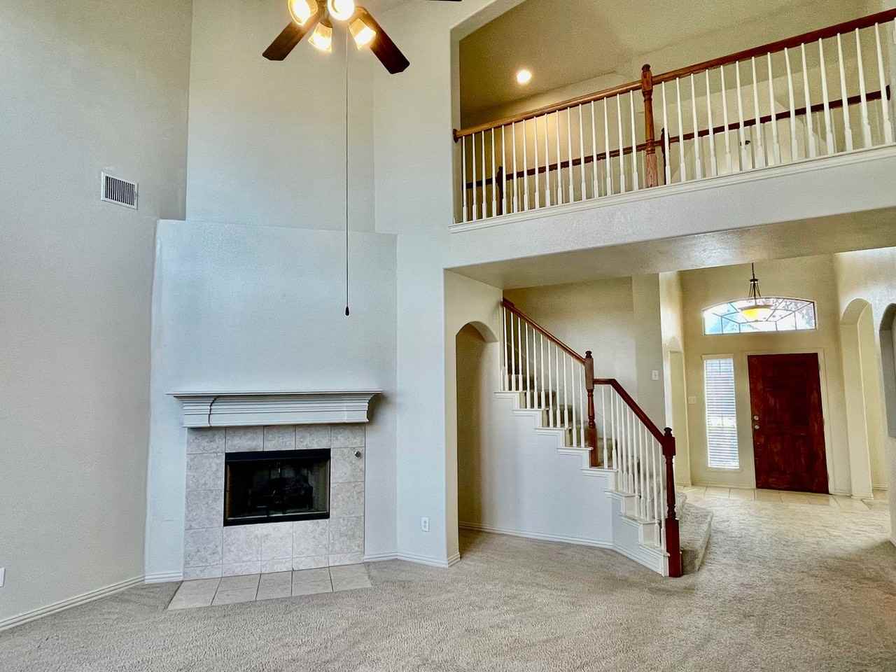 6304 Blackstone Dr - Photo 7 of 32