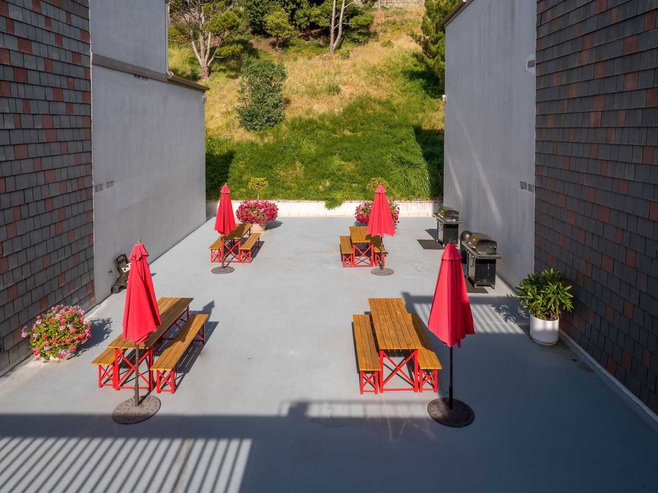 Hillside Terrace Apartments - Photo 3 of 4