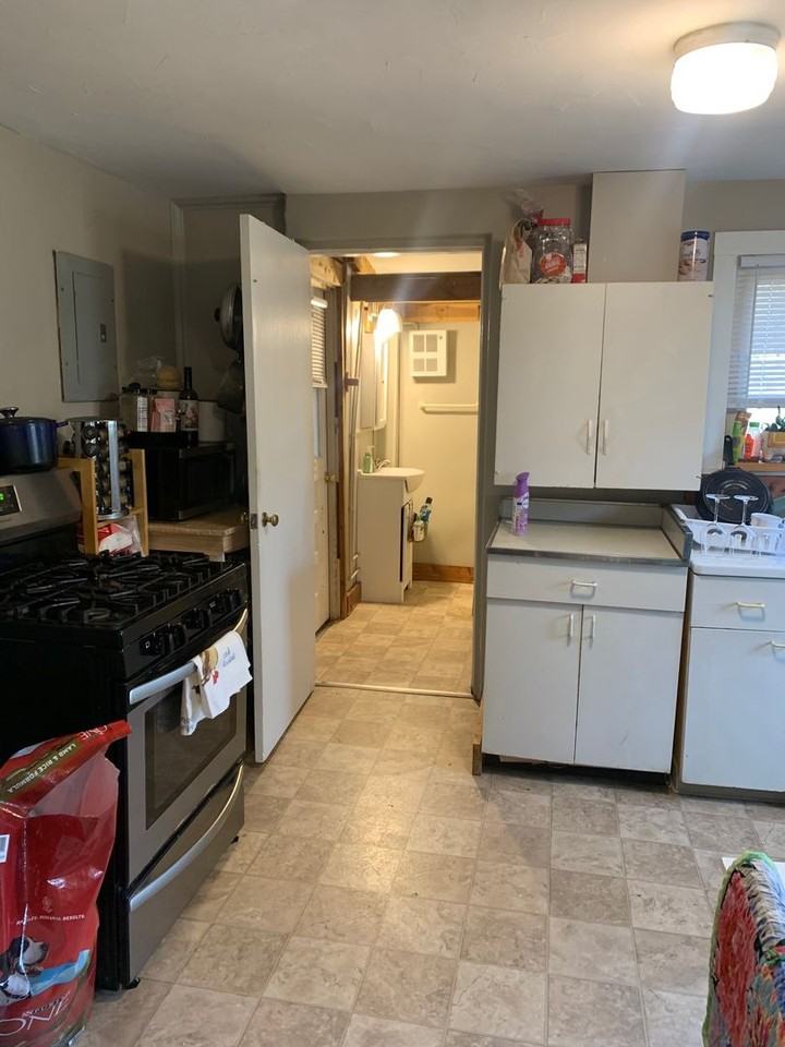 1306 1/2 W 6th St - Photo 5 of 7