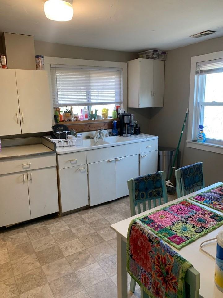 1306 1/2 W 6th St - Photo 6 of 7