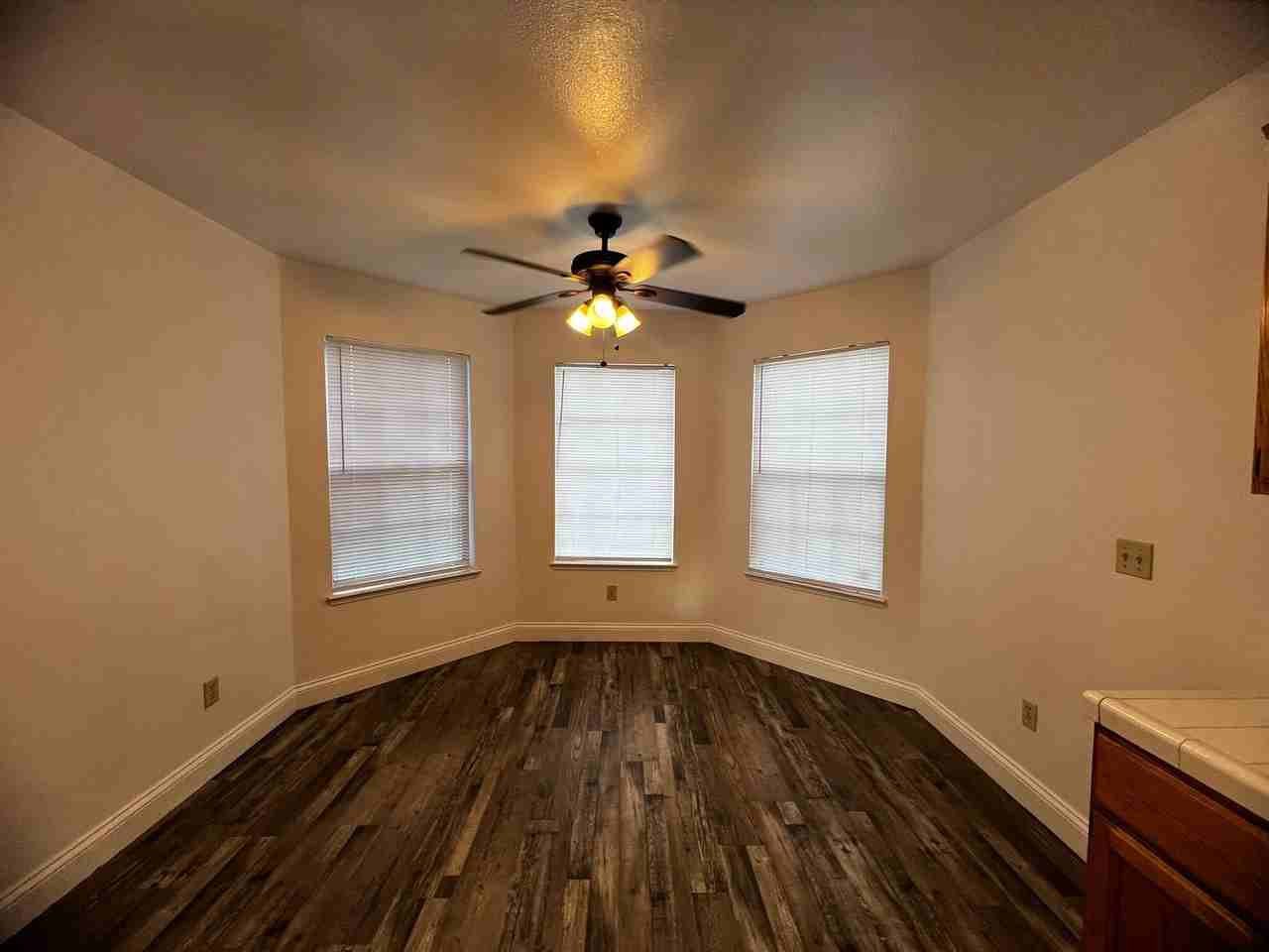 1720 N Woodland St - Photo 3 of 14