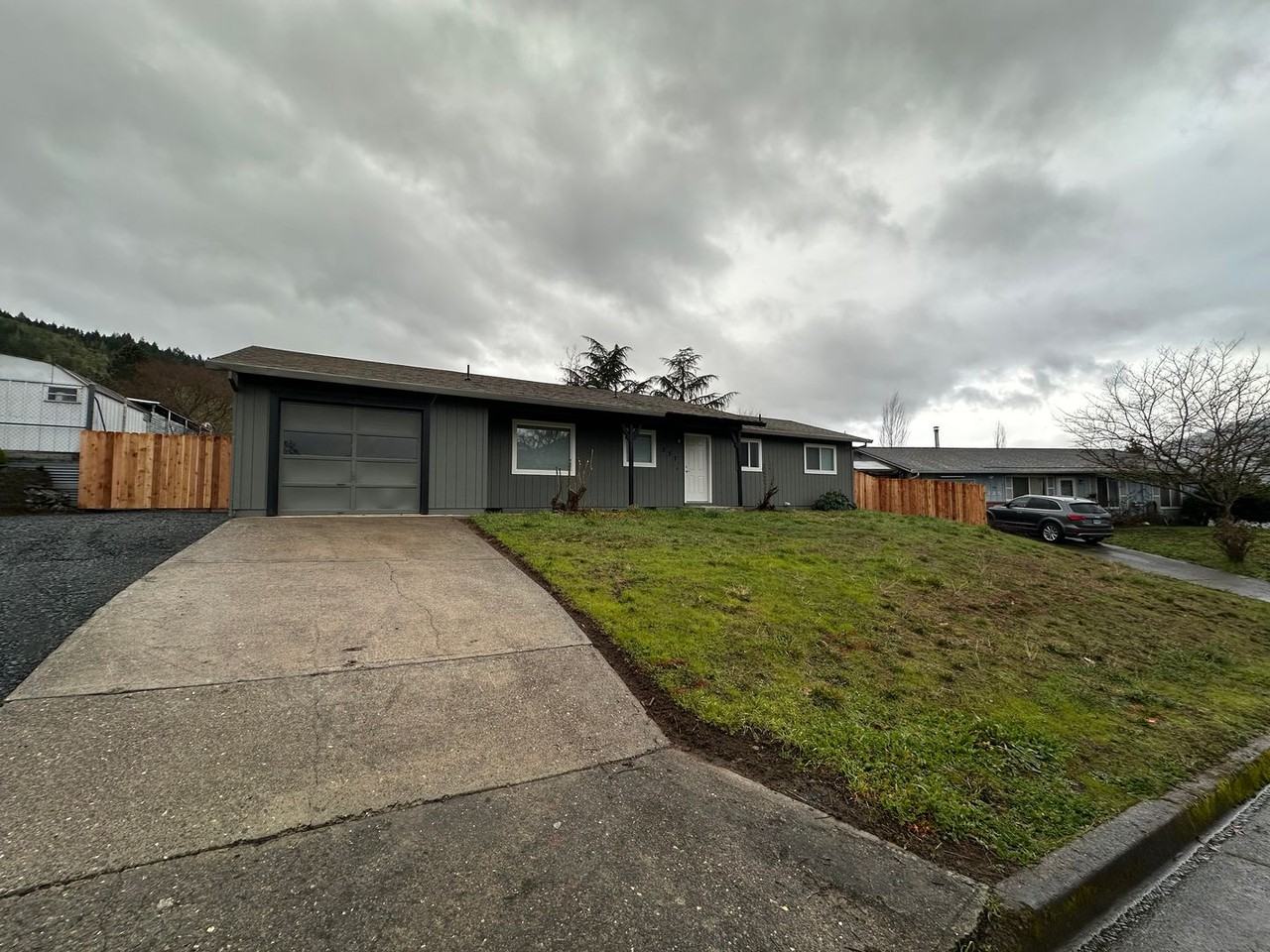 237 Clark Ter - Photo 2 of 20