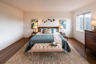 401 Broadway E - Photo 1 of 1