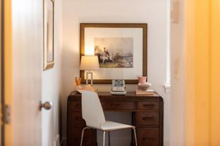 401 Broadway E - Photo 1 of 1