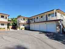 Bernardo 446 - Photo 1 of 1