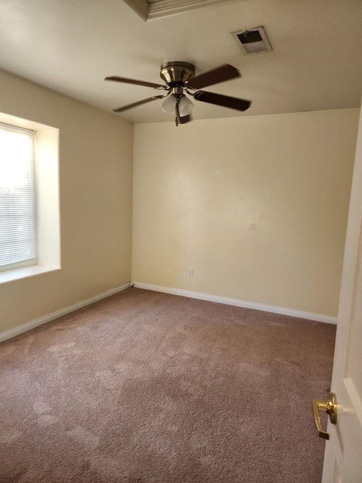 722 Spring Meadow Ct #1 - Photo 7 of 15