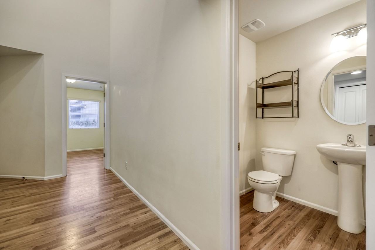 2306 Fiddleback St Ne - Photo 7 of 30