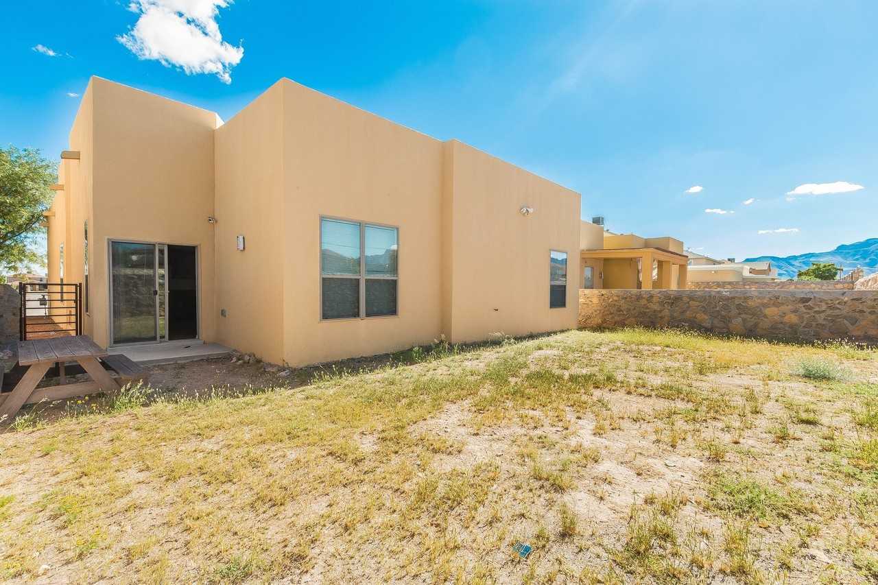 5537 Ignacio Frias Dr - Photo 6 of 25