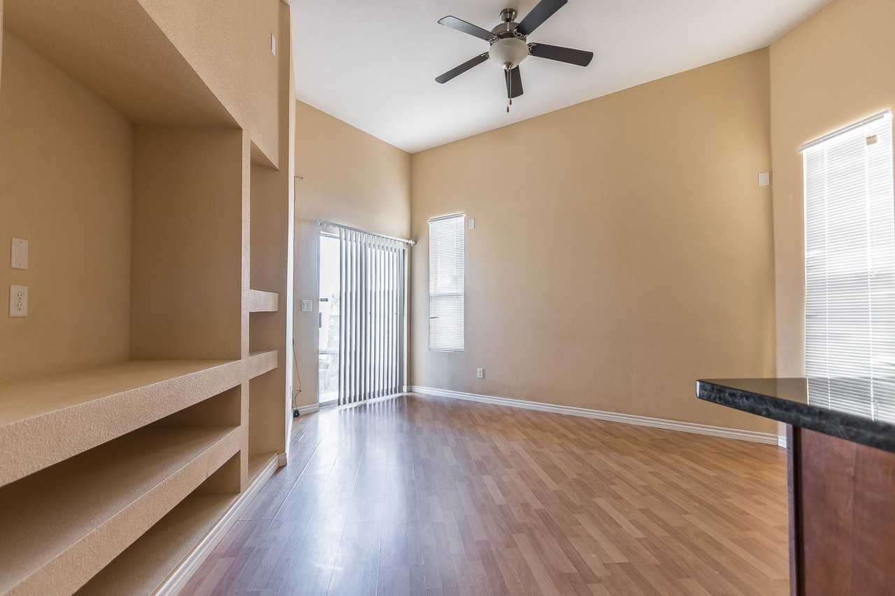 5537 Ignacio Frias Dr - Photo 4 of 25