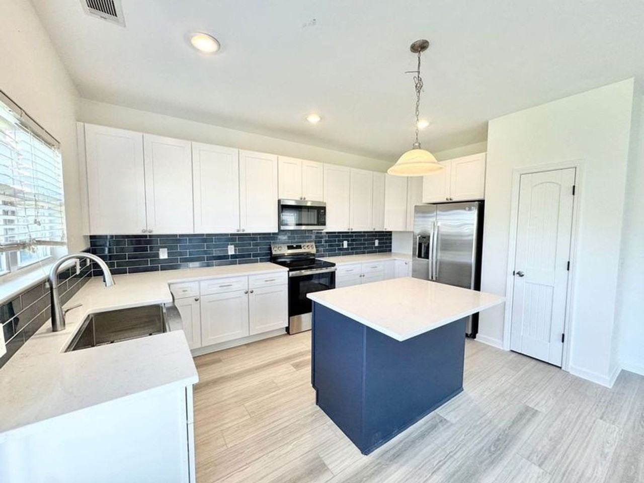 186 Savannah Ln - Photo 5 of 22