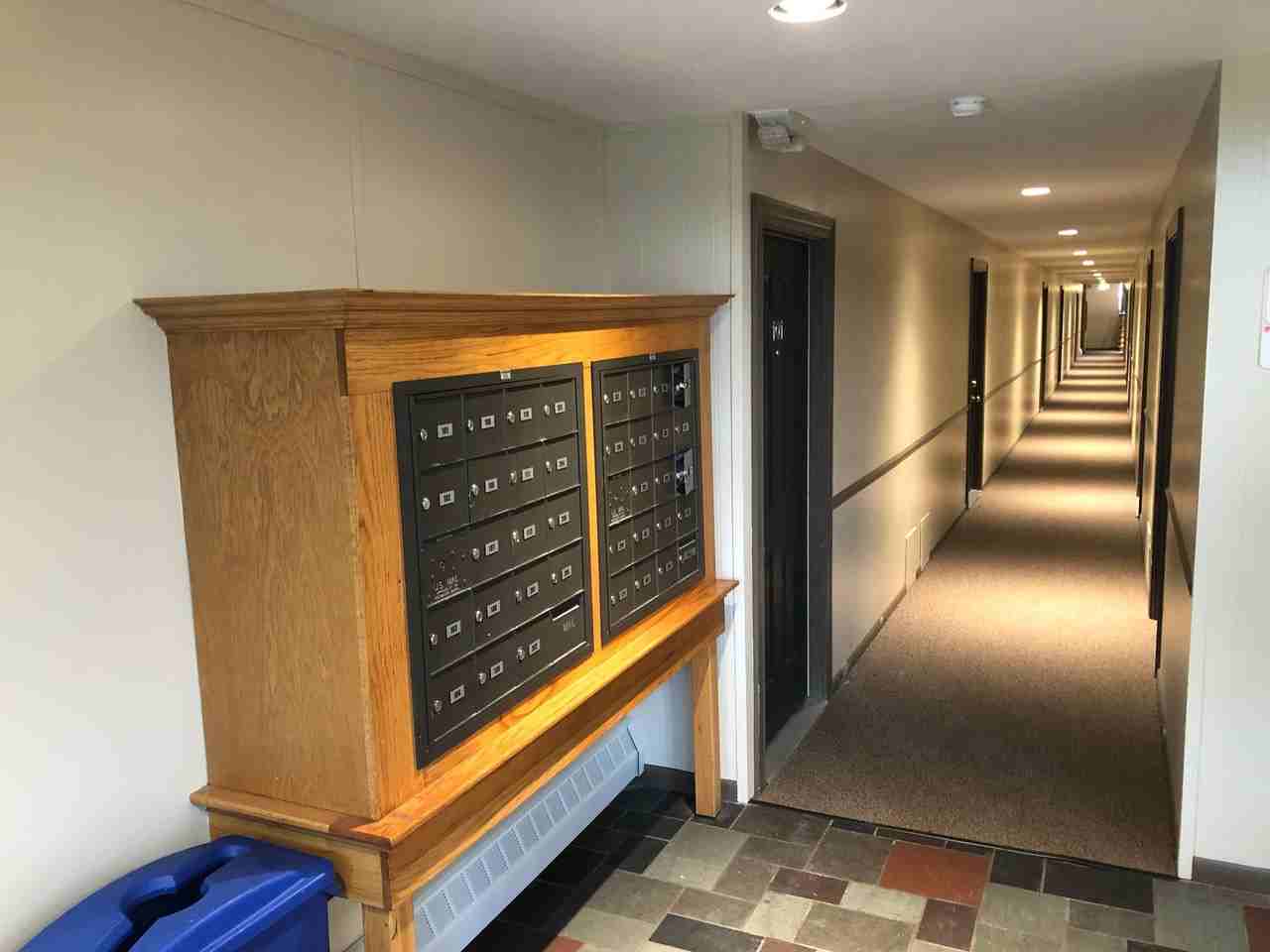 Regency House Apartments - Photo 4 of 6